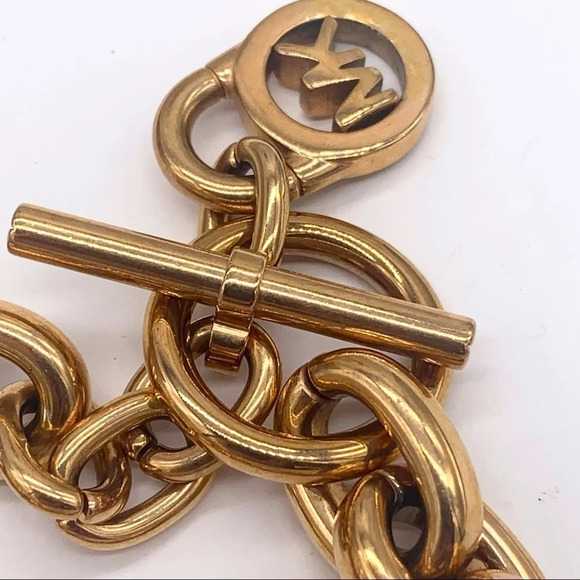 Michael Kors Rose Gold Link Toggle Bracelet - Picture 3 of 5